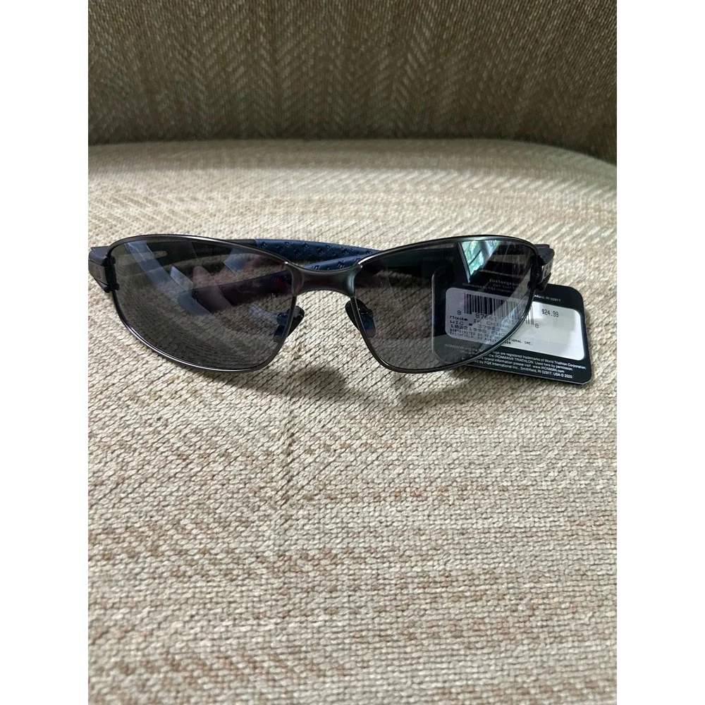 Foster Grant Ironman Polarized Sunglasses Gunmetal Blue Sport 10221998.FWG NEW